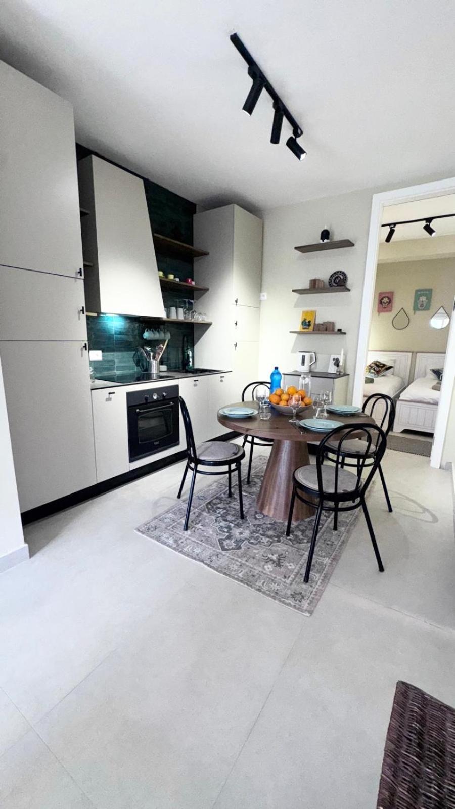 Newly Renovated Apartment Olive Дхерми Экстерьер фото